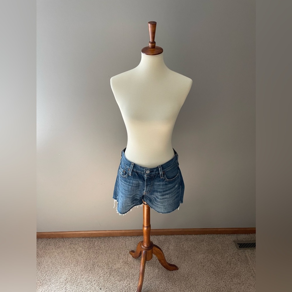 Levi cutoffs